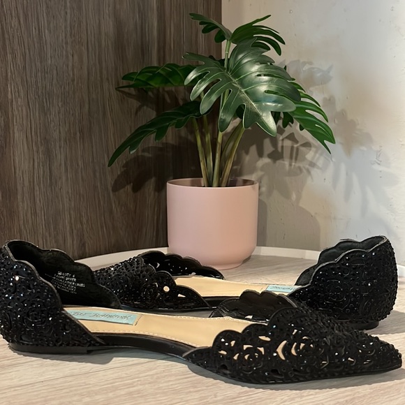 Betsey Johnson Lucy flats - Picture 4 of 13